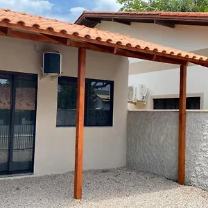 Casa Geminada Em Zimbros Сasa de vacaciones